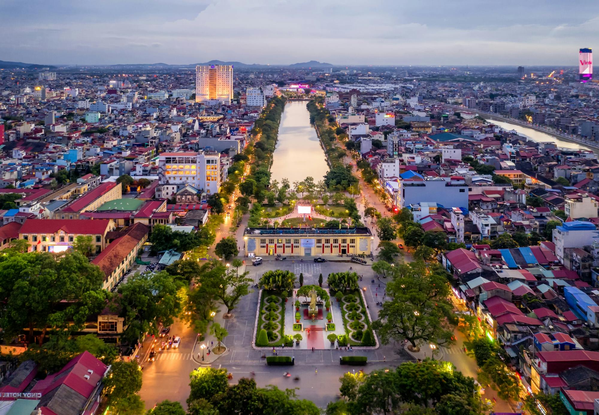 Chào Mừng Đến Với Hải Phòng – Trung Tâm Cơ Hội Việc Làm Hàng Đầu Miền Bắc