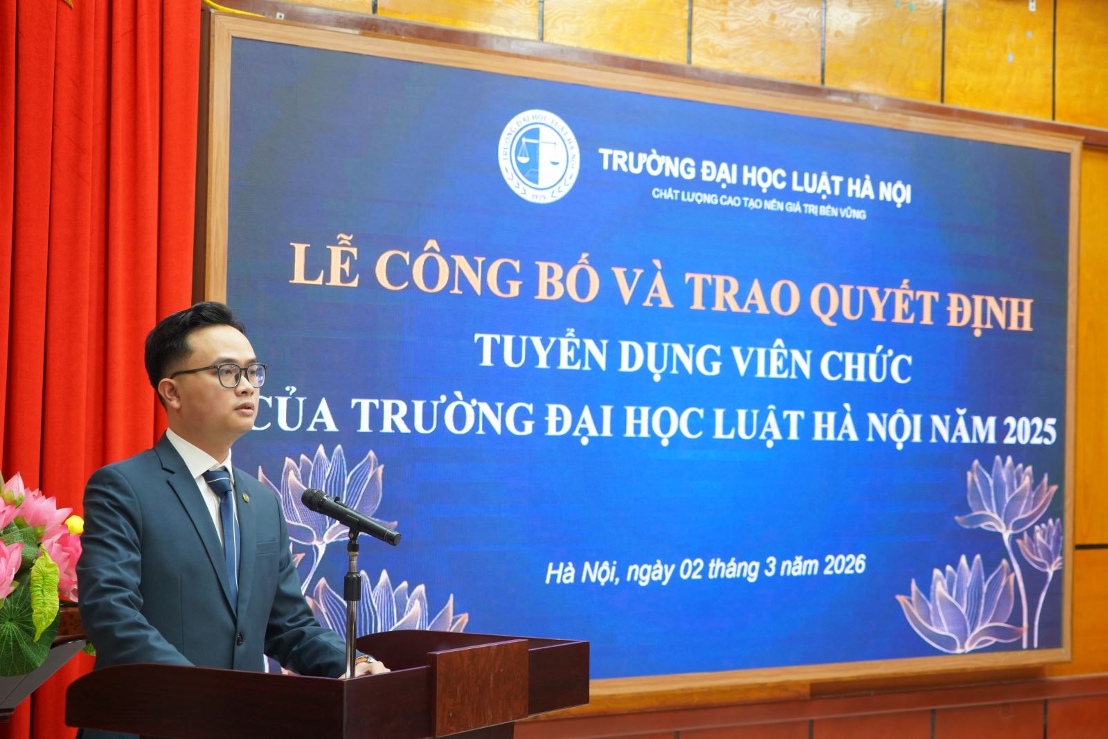 Trường Đại học Luật Hà Nội tuyển dụng 49 viên chức năm 2026